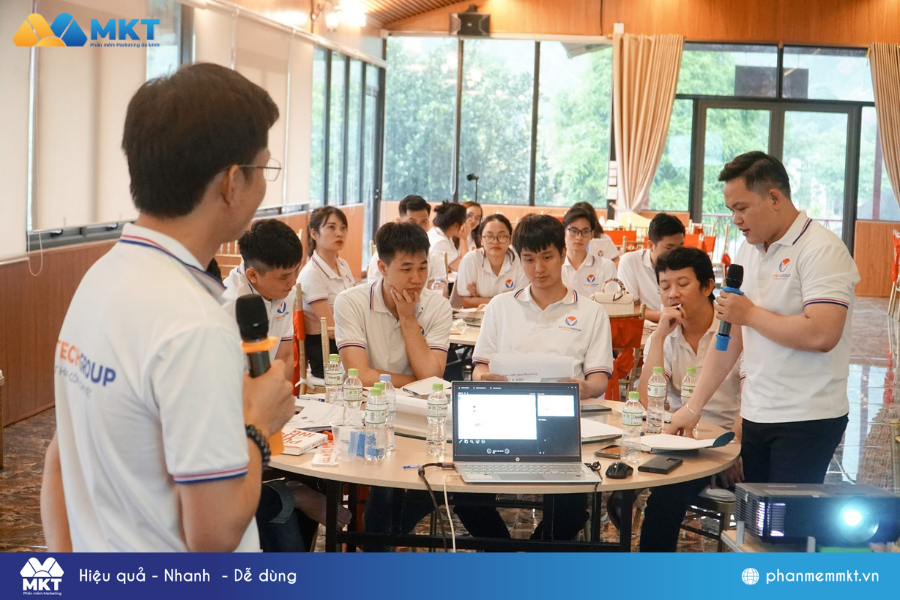 Anh Lê Đức Nam - CEO của ViTech Group đã chia sẻ kiến thức Chương trình đào tạo Gen V số 1