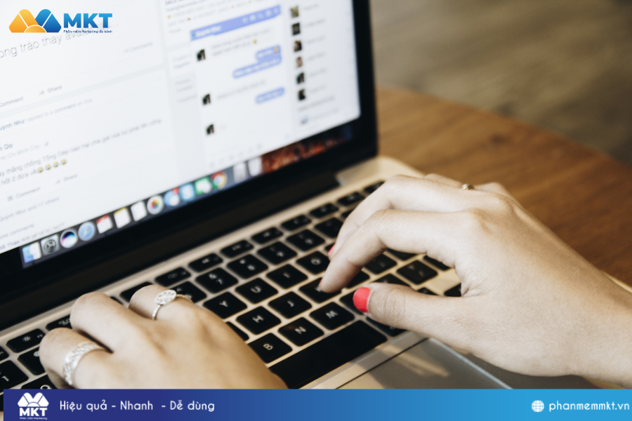Lợi ích không ngờ khi tải video Facebook về máy